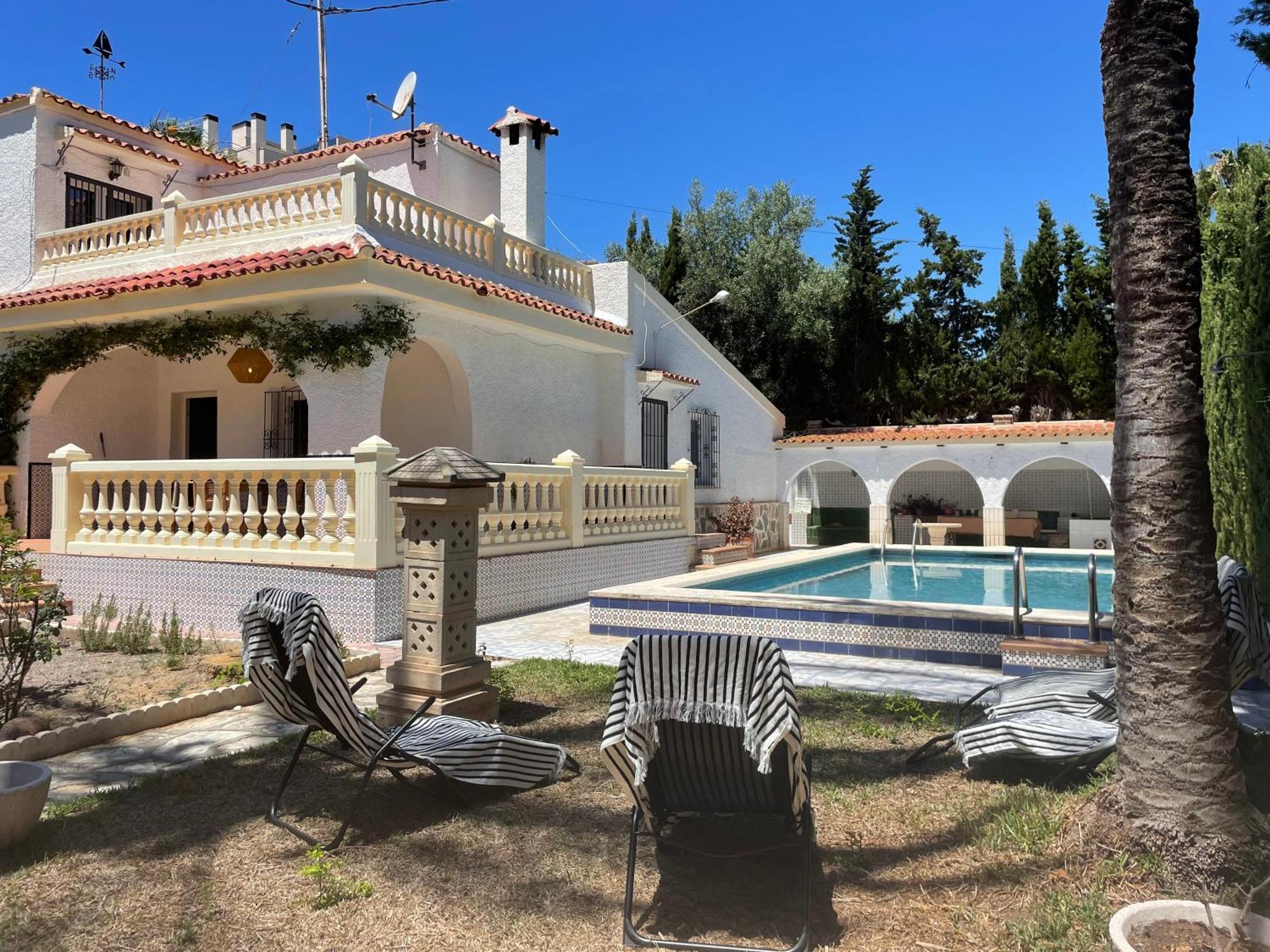 Villa Con Piscina A 5 Min A Pie De La Playa Y Pau5 El Campello Eksteriør bilde